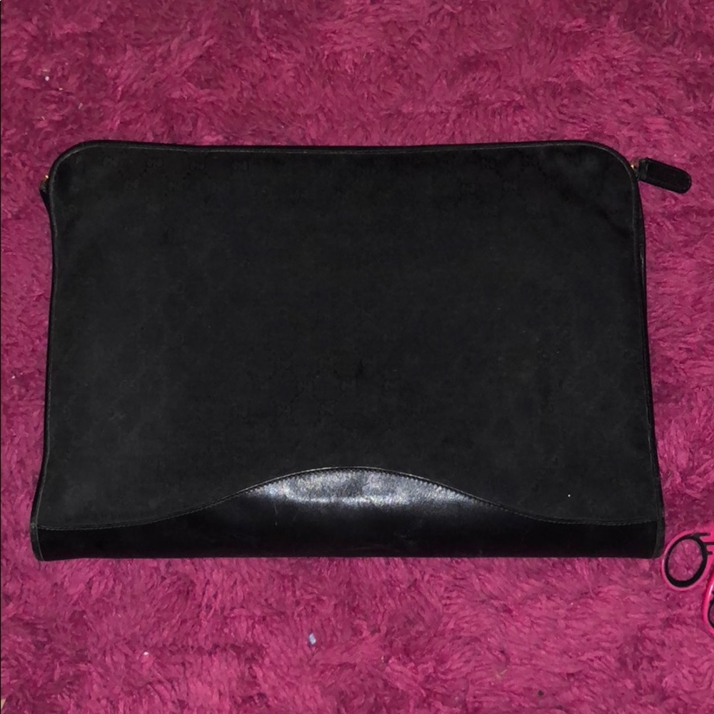 AUTHENTIC Gucci laptop case condition fair to good authentic